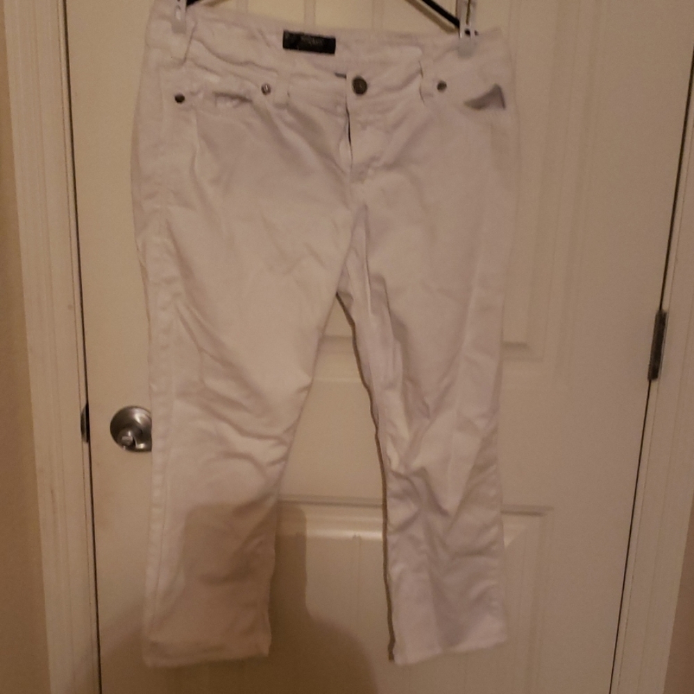 White Silver Suki Capri 33
